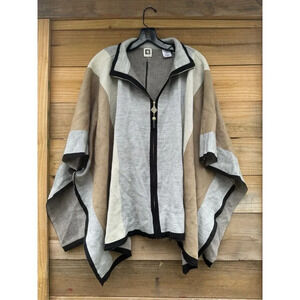 Anne Klein Women's Gray‎ Vertical Stripe Zip Front Cape Sweater Size 1X